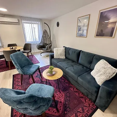 Apartment Easy